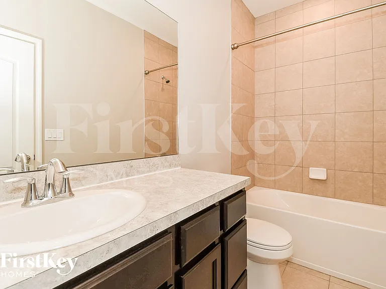 5592 Kellar Cir — Photo 14
