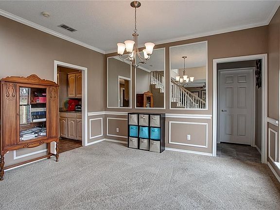 3rd image of 7810 Swale Ct