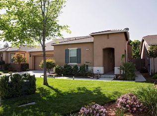 3747 W Pomegranate Ln, Fresno, CA 93711