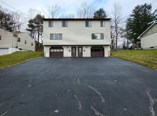 206 Hooper Rd, Endicott, NY 13760