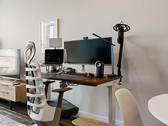 3rd image of 6677 Santa Monica Blvd Unit 2717