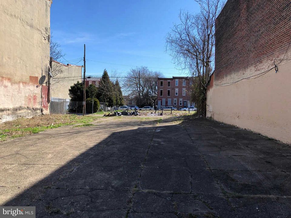 2nd image of 2431 N 7th St