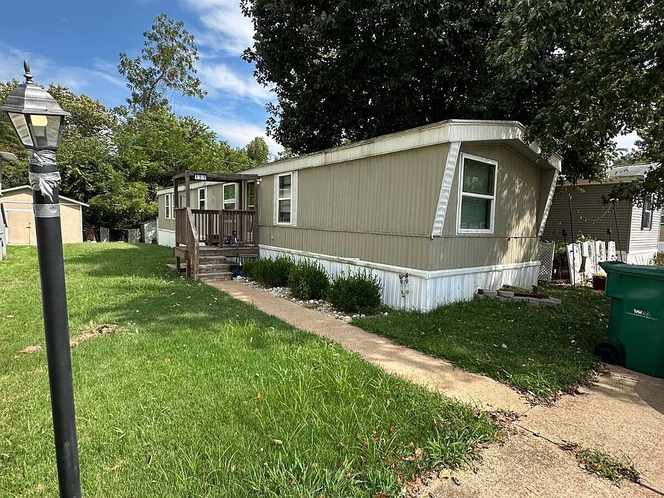 1st image of 659 Chancellor Ln