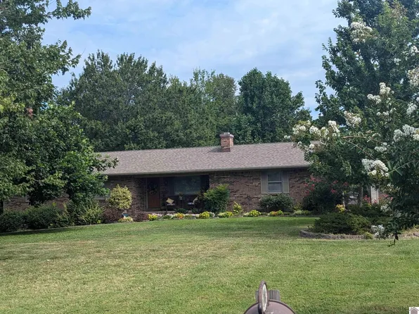 186 Natchez Trce, Mayfield, KY 42066