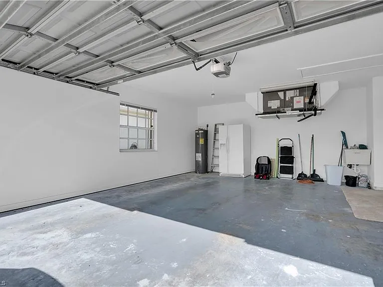 17920 Antherium Ln — Photo 10