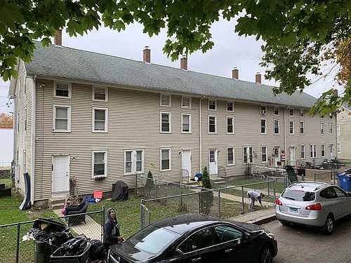 470-480 Norwich Ave Photo 1