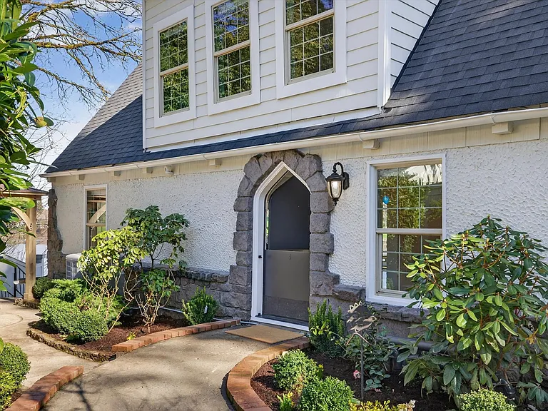 10150 S Riverside Dr — Photo 44