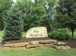 6153 Pembrooke Dr, Newburgh, IN 47630