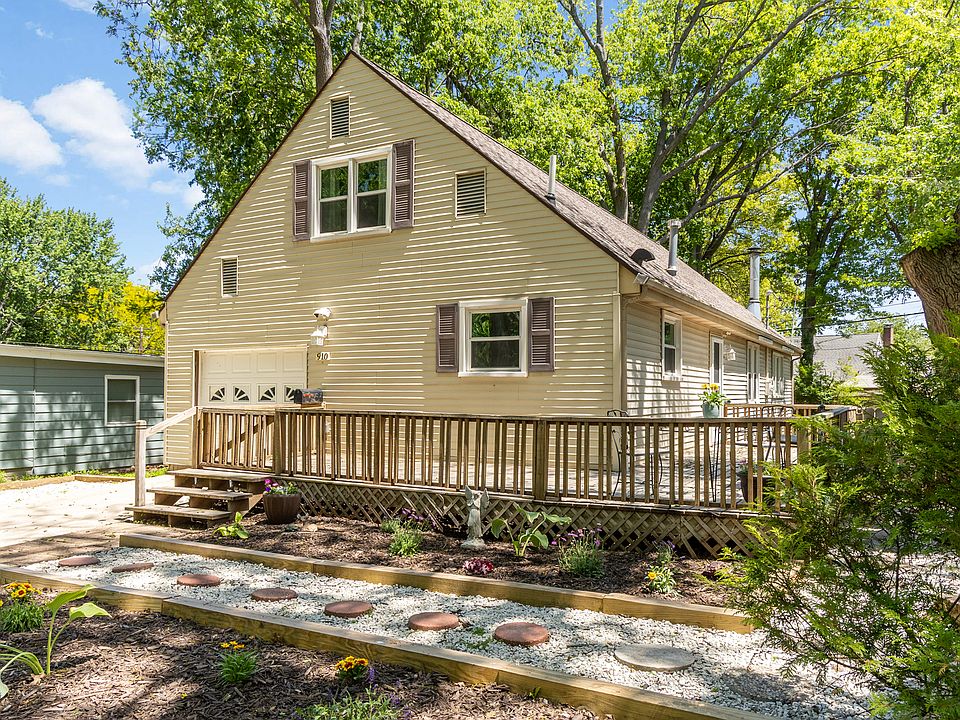 1st image of 910 Foley Ave
