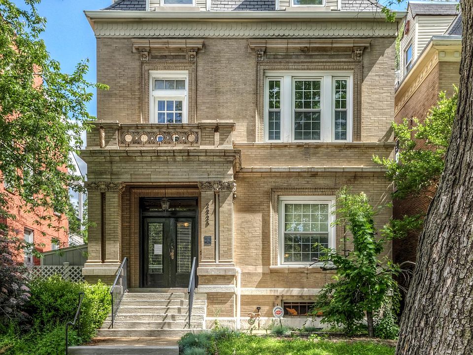 1st image of 2225 Park Ave