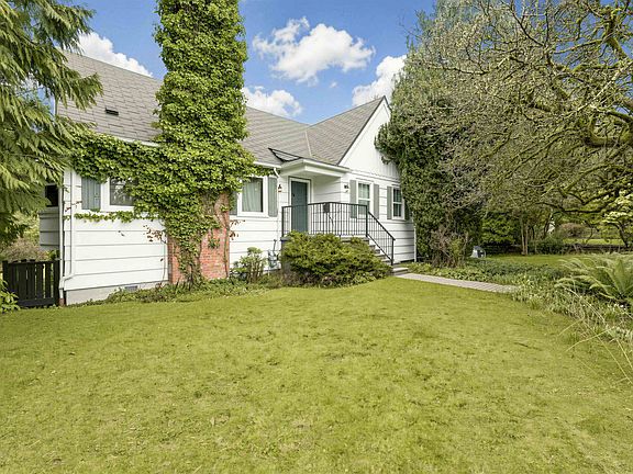 3rd image of 6809 Arbutus St