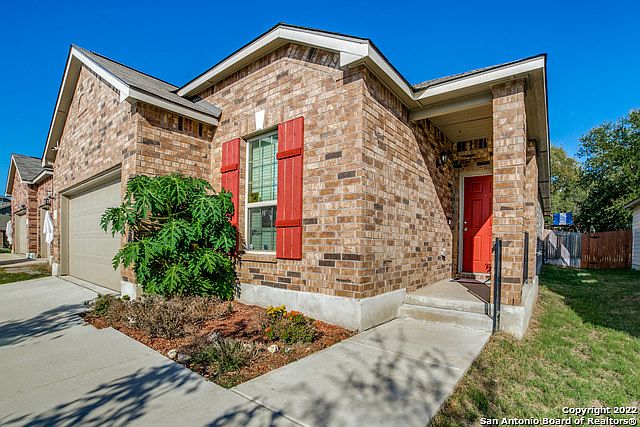 1st image of 1208 Begonia Bluff
