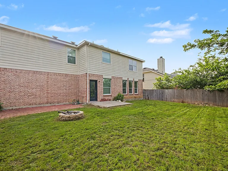 8401 Tribute Ln — Photo 24