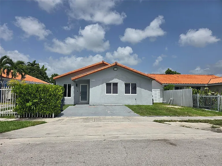 20950 SW 119th Ct — Photo 60