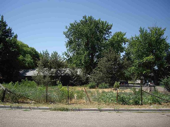 5th image of 1703 5th St N