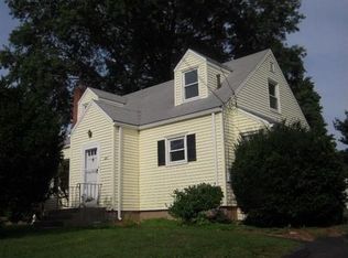 129 Keeney St, Manchester, CT 06040