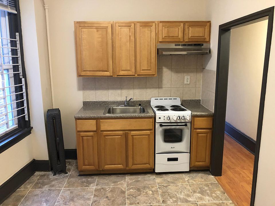 1st image of 3135 Frankford Ave
