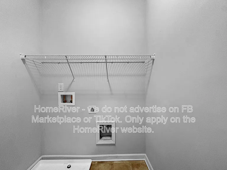 228 Renford Rd — Photo 13