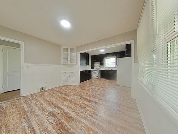 2nd image of 532 Homewood Ave APT A