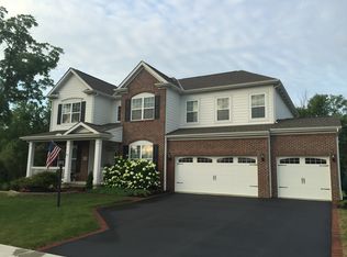 6674 Old Ironside Ln, Delaware, OH 43015