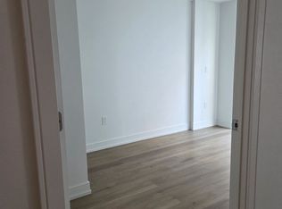 1 Jarvis St #815, Hamilton, ON L8R 3J2
