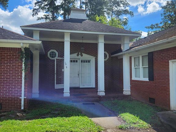 2nd image of 108 Morgan Place