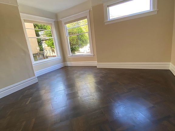 4th image of 852 Shrader St #1
