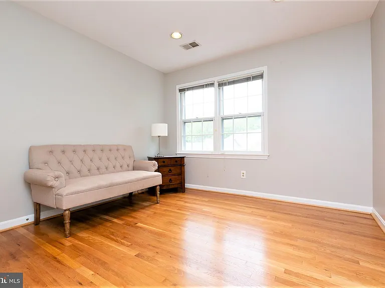 9808 Korman Ct — Photo 10
