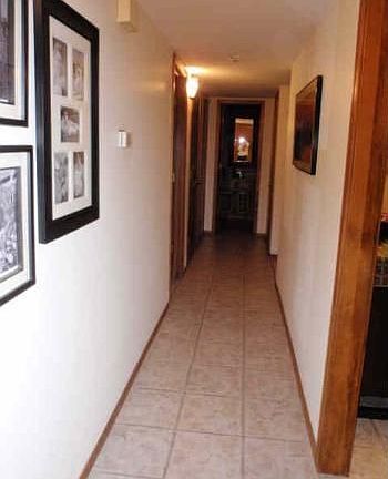 3rd image of 2812 Linda Ln
