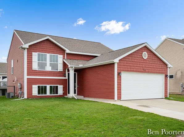 11611 Kodiak Ct SE, Alto, MI 49302