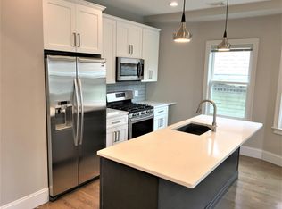 50 Calumet St #3F, Roxbury Crossing, MA 02120