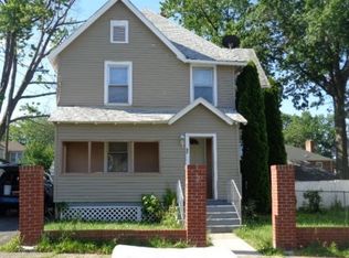 57 Roosevelt St, Hartford, CT 06114