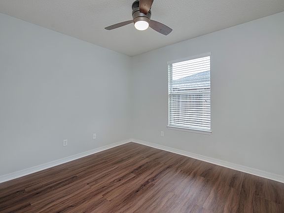 4th image of 4268 Lancaster Dr