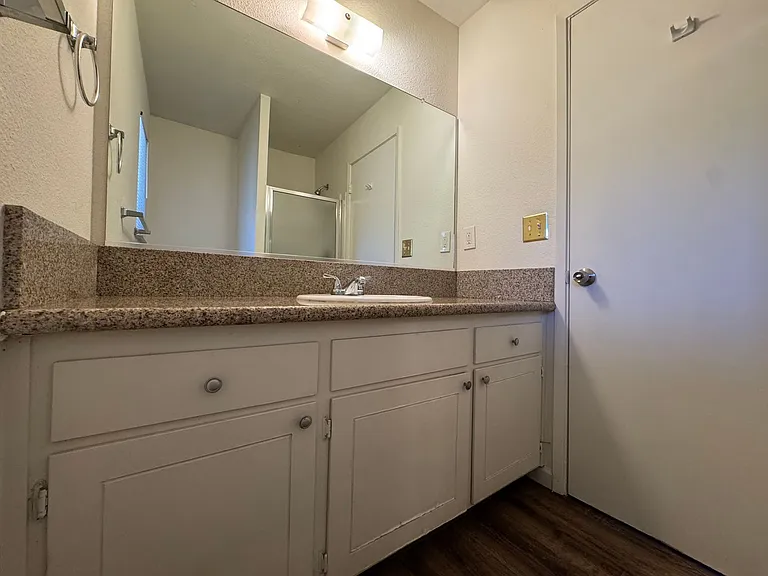 4853 E University Ave #101 — Photo 17