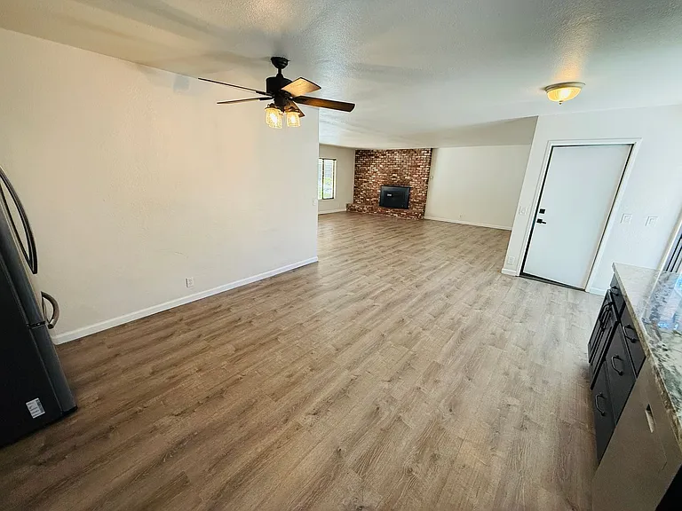 1222 Jobs Peak Dr — Photo 8