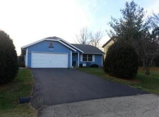 118 Lamplighter Loop SE, Poplar Grove, IL 61065