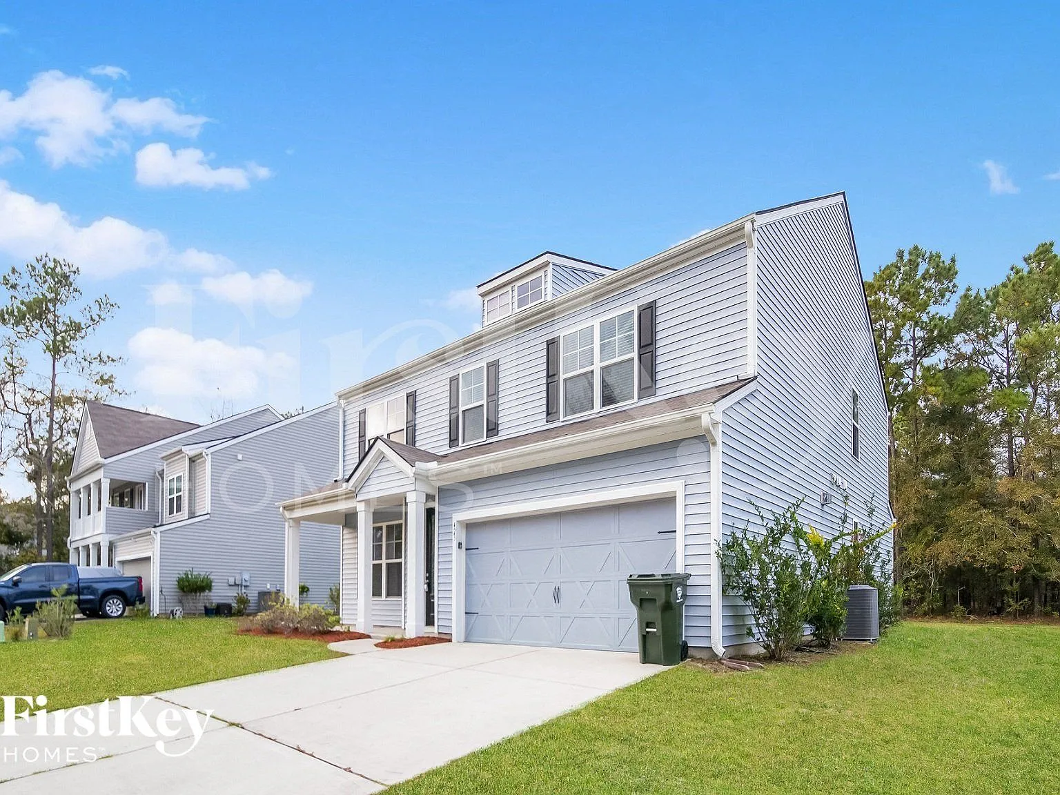 5 bed, 3.5 bath, 3036 sqft, $3,100 — Photo 2