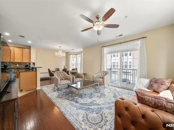 3 Holly Lane, Garfield, NJ 07026