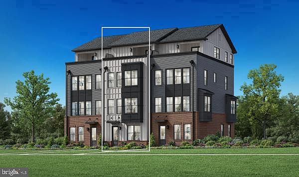 1st image of 4 Dutch Ln #11