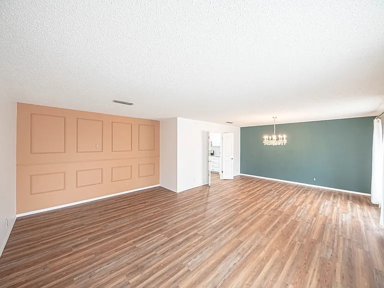 4007 Crestridge Dr — Photo 6