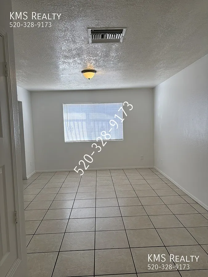 3 Bed / 2 Bath House - Owner/Agent — Photo 3
