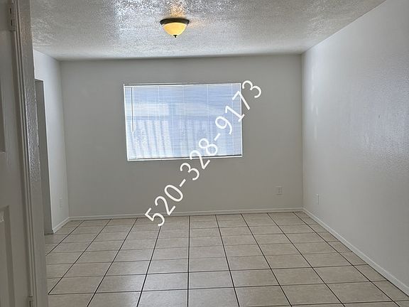 3rd image of 1346 S Lynx Dr