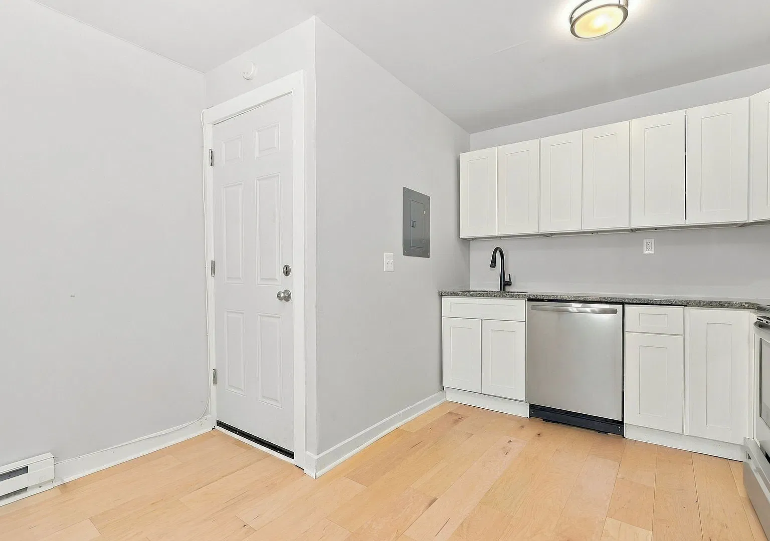 5536 Chester Ave — Photo 4