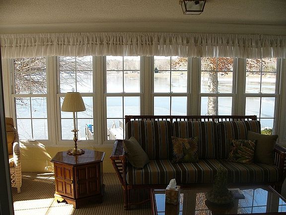5th image of 336 Lake Dr #6