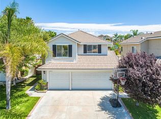 23833 Laurelwood Ln, Valencia, CA 91354