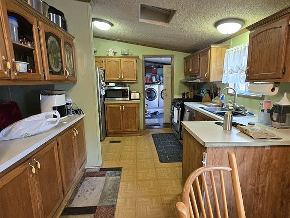 3rd image of 108 113th Ln NE #228