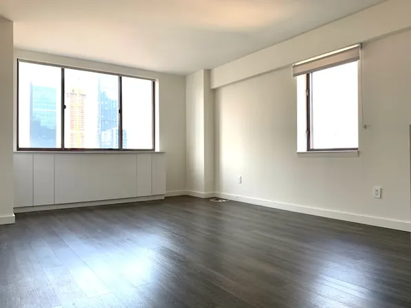 520 West 43rd Street 21A image 1 of 24