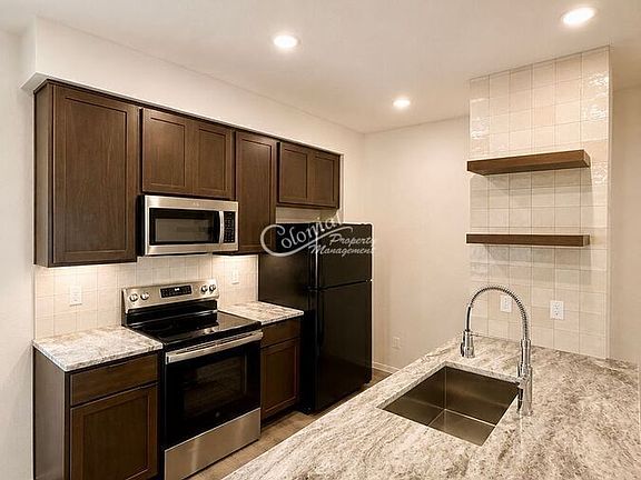 2nd image of 1635 Crooked River Ct