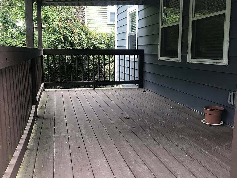 420 S Mitchell St — Photo 9