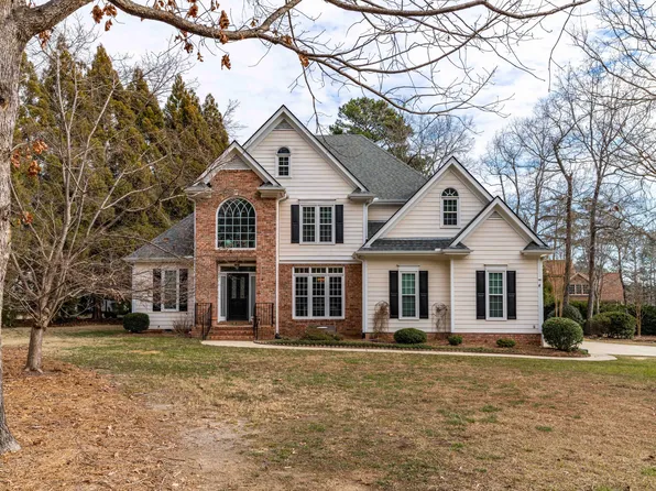 2324 Beaver Oaks Ct, Raleigh, NC 27606